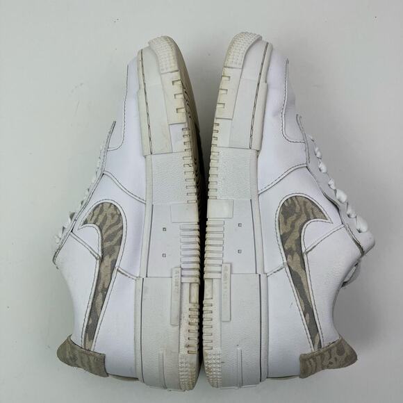 Nike Air Force 1 Pixel SE Zebra Sneakers Low Top Platform Womens Sz 7 White Gray - Picture 11 of 16